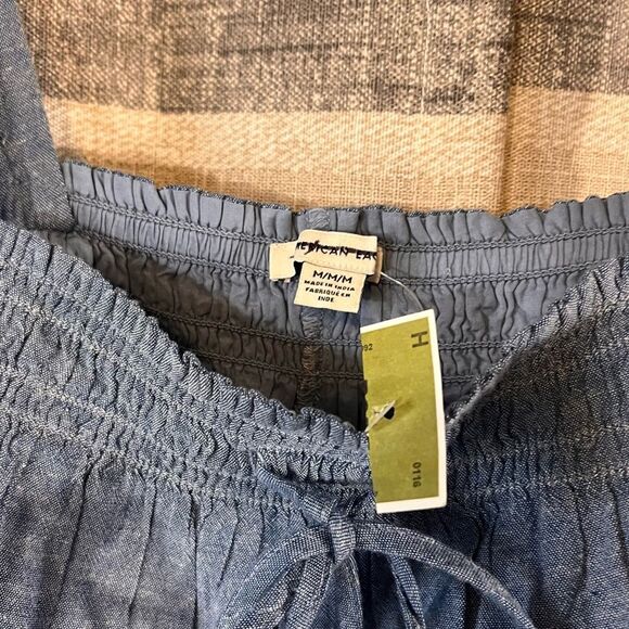 American Eagle Chambray Blue Crop Top Size Medium - Picture 3 of 7